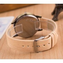 Fa hatású karóra - Légy egyedi!