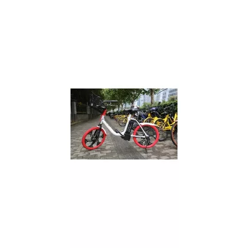 Elektromos városi kerékpár kosárral