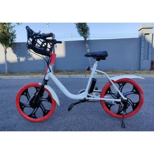 Elektromos városi kerékpár kosárral