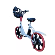 Elektromos városi kerékpár kosárral