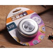 Faliled lámpa nyomógombos - Ne tapogatózz a sötétben!