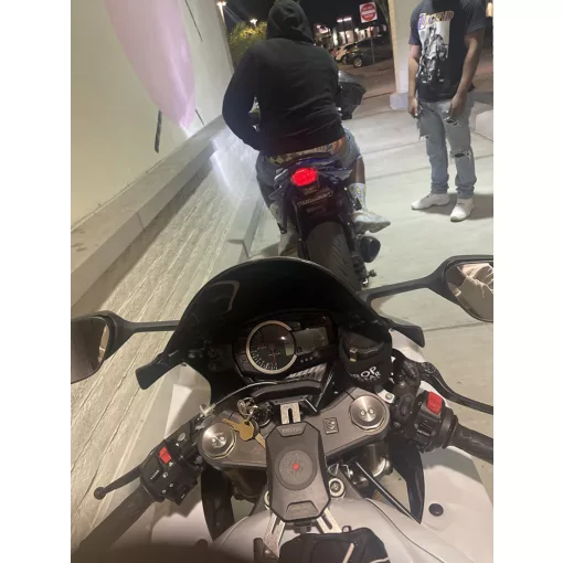 iMESTOU lopásbiztos motoros telefontartó – alumínium, 1" golyós rögzítéssel