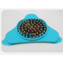 Feltapasztható kutya etető