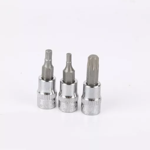 46 darabos szerszámkészlet