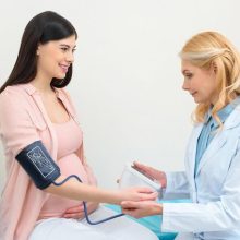 Könnyen kezelhető, LCD kijelzős vérnyomásmérő - Mérd a vérnyomásod rendszeresen!